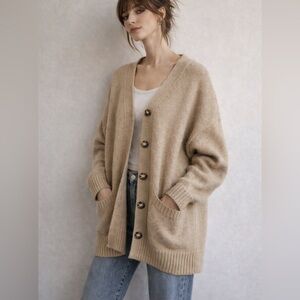 Maronie Beige Oversized Cardigan M/L Cozy Knit Pockets Relaxed Fit